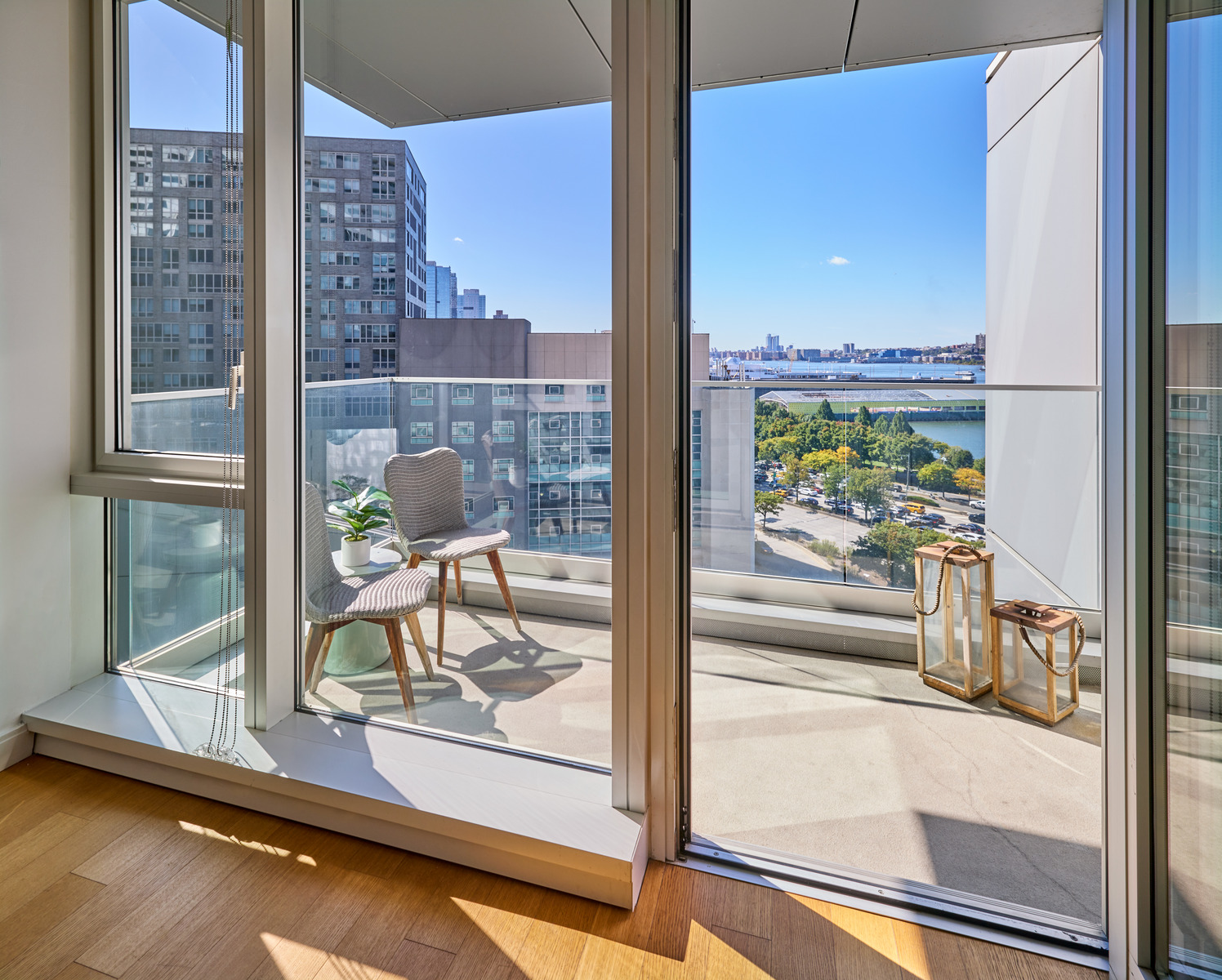 Listing photo 1 of 50