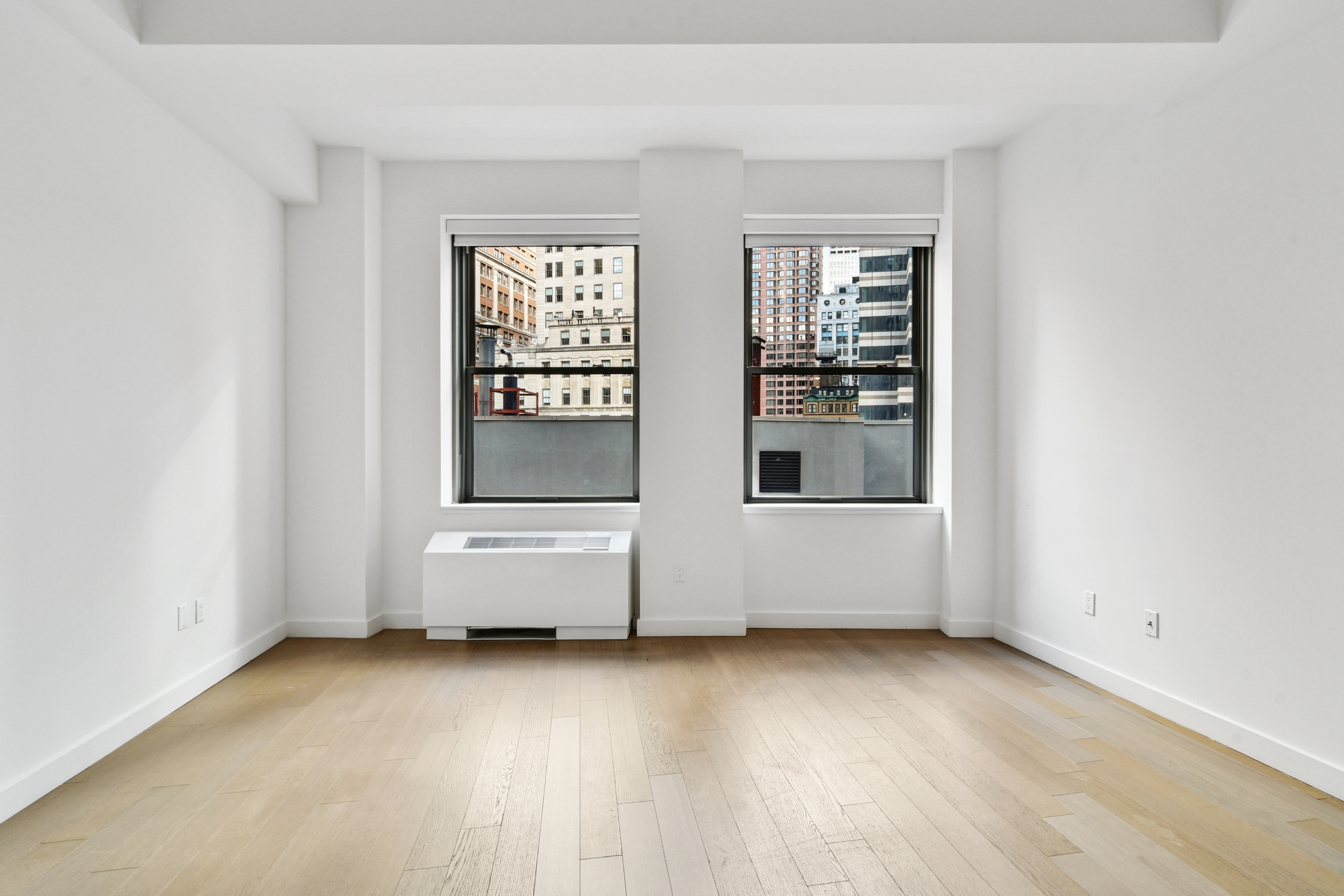 Listing photo 1 of 21