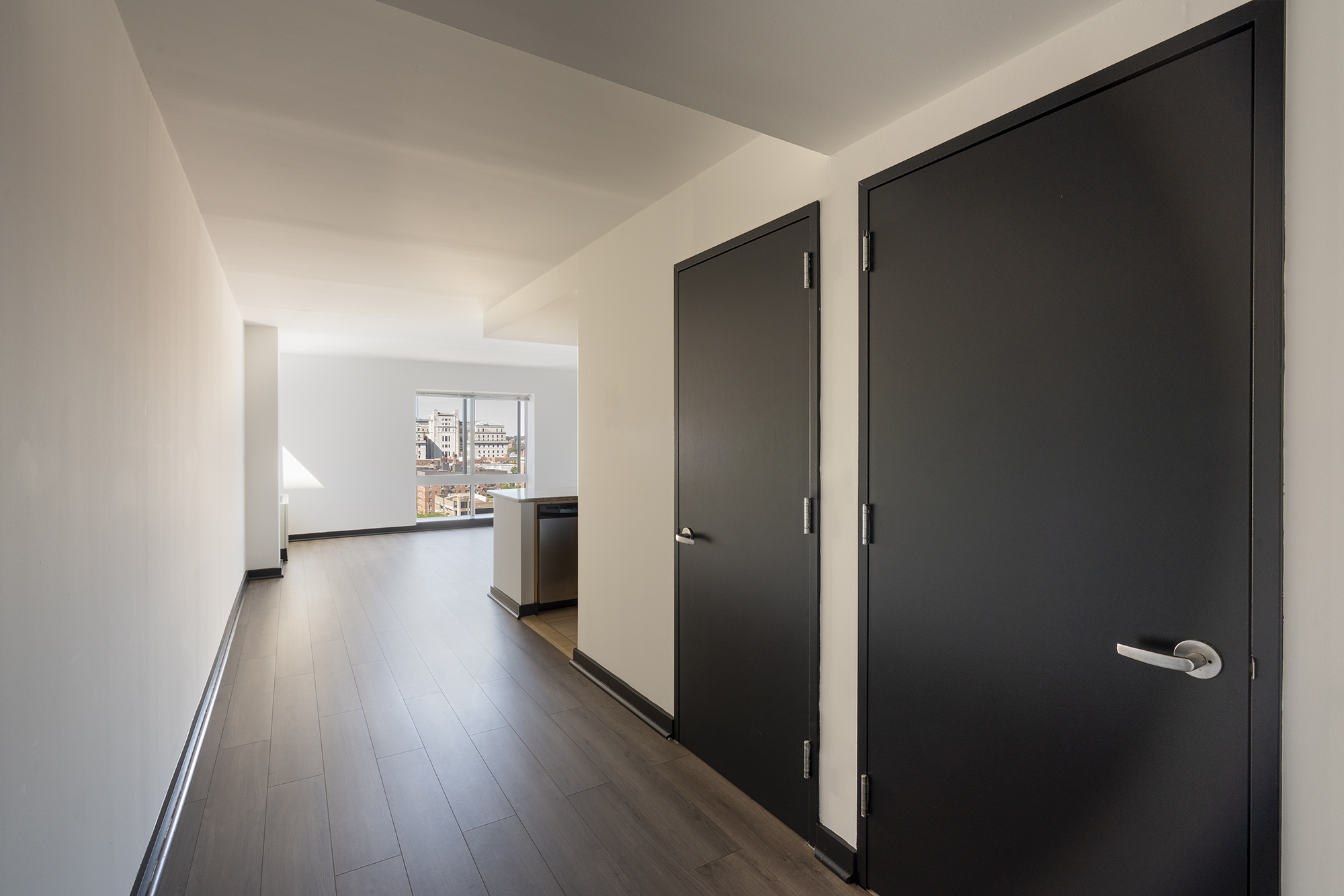 Listing photo 1 of 21