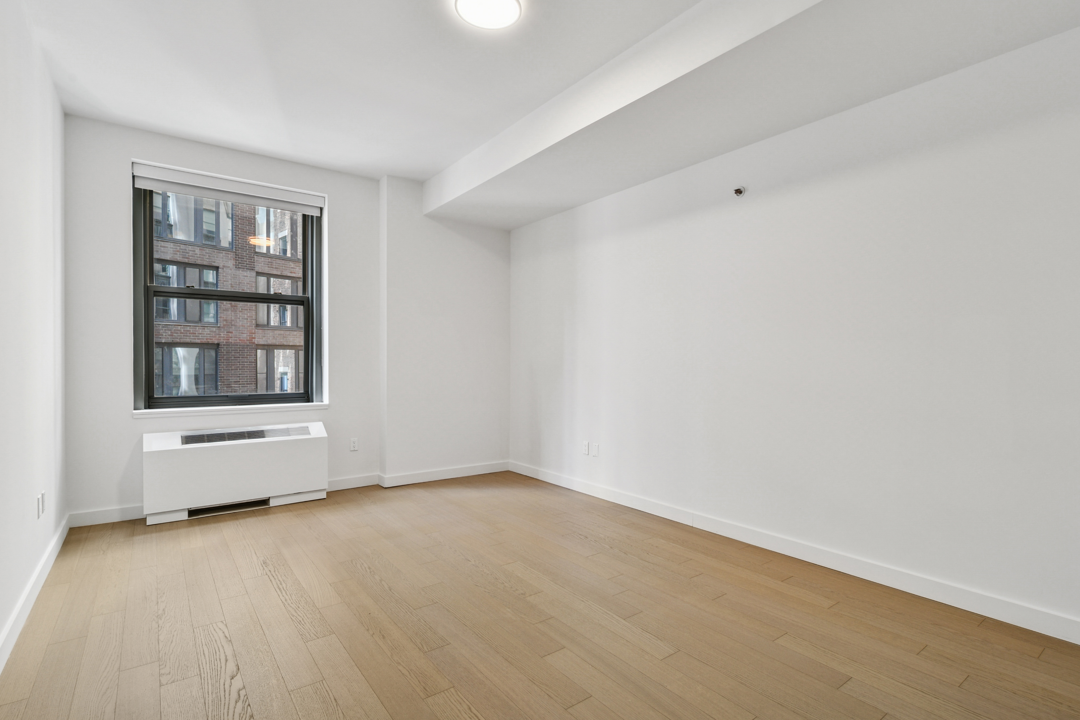 Listing photo 1 of 21