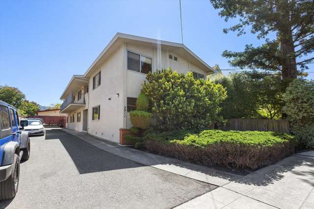 Listing photo 1 of 5