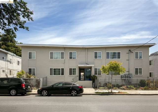 Listing photo 1 of 5