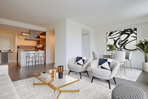 Listing photo 1 of 7