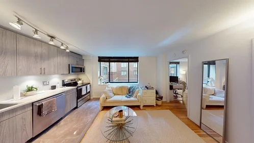 Listing photo 1 of 6