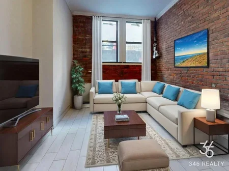 Listing photo 1 of 6