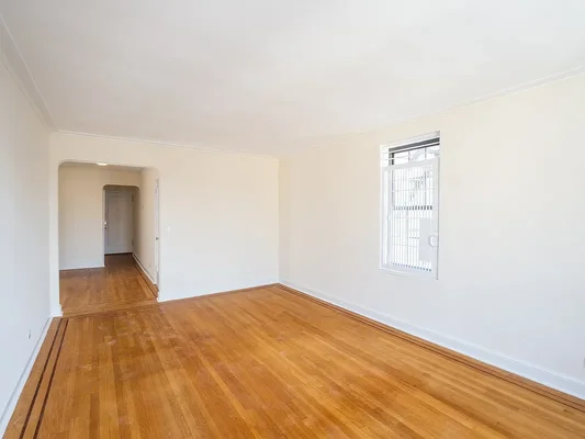 Listing photo 1 of 13