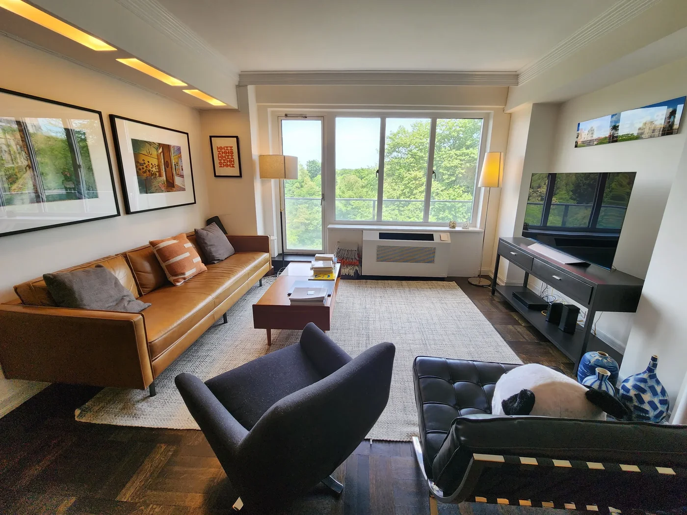 Listing photo 1 of 6