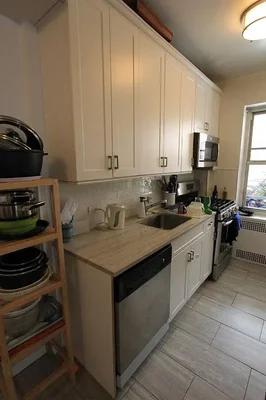 Listing photo 1 of 5