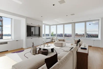 Listing photo 1 of 5