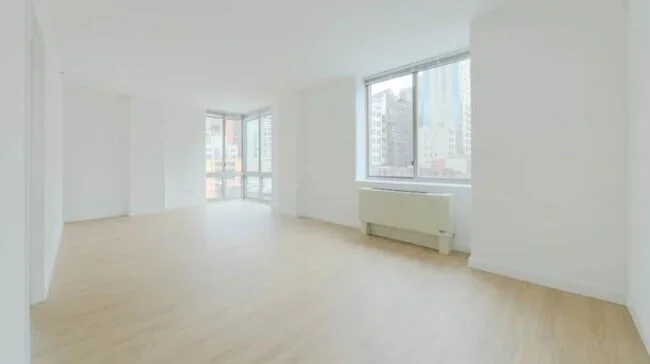 Listing photo 1 of 7