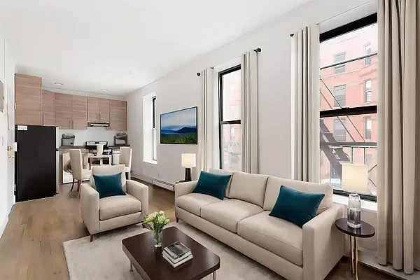 Listing photo 1 of 3