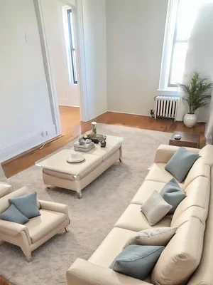 Listing photo 1 of 4