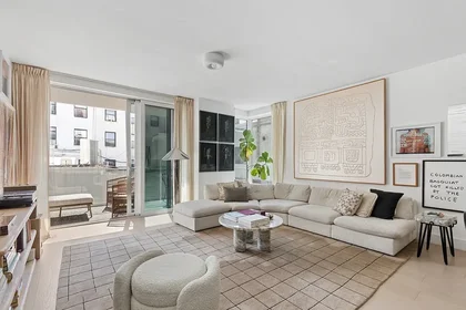 Listing photo 1 of 6