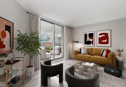 Listing photo 1 of 5