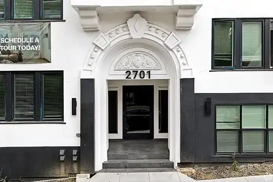 Listing photo 1 of 5