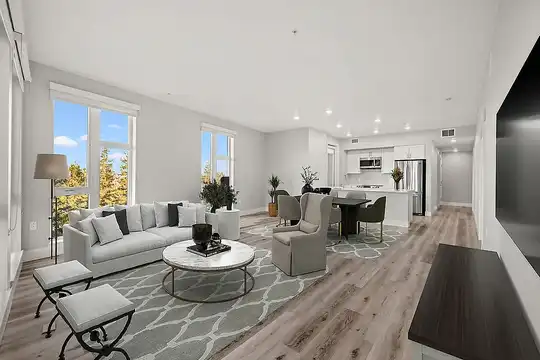 Listing photo 1 of 5