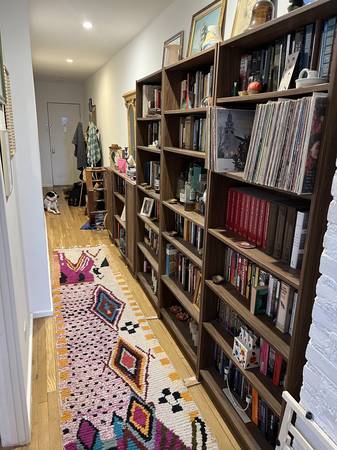 Listing photo 1 of 5