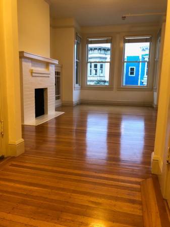Listing photo 1 of 5