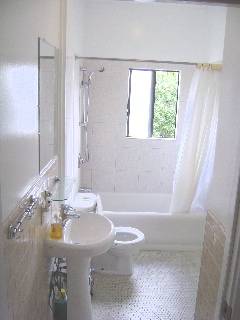 Listing photo 1 of 5