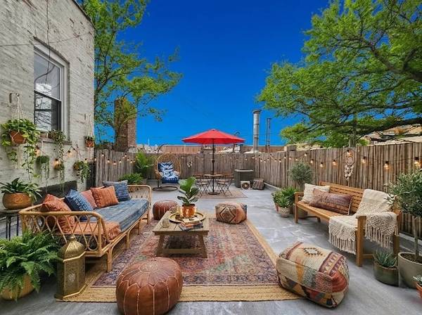 Listing photo 1 of 5