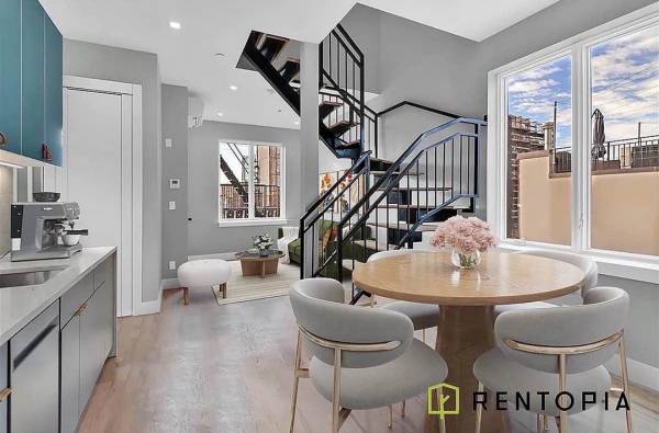 Listing photo 1 of 5