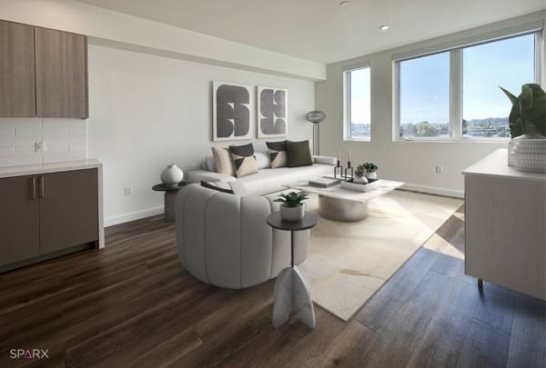 Listing photo 1 of 5