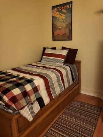 Listing photo 1 of 4