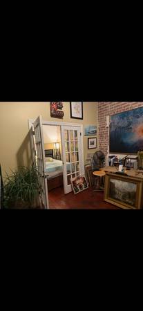 Listing photo 1 of 5