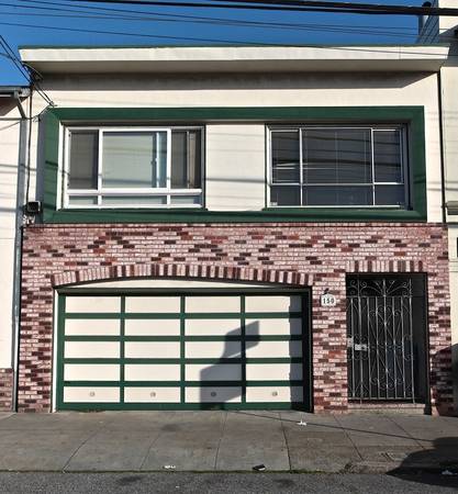 Listing photo 1 of 5