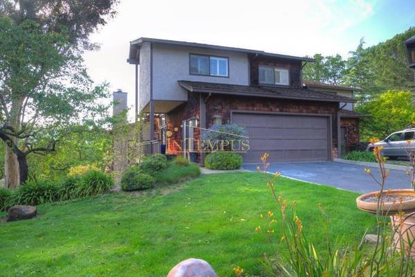 Listing photo 1 of 5