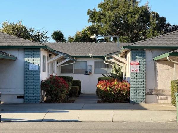 Listing photo 1 of 5