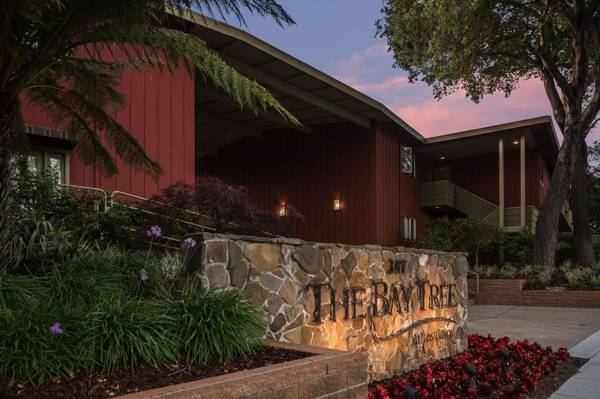 Listing photo 1 of 5