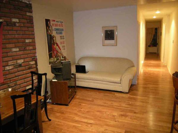 Listing photo 1 of 3