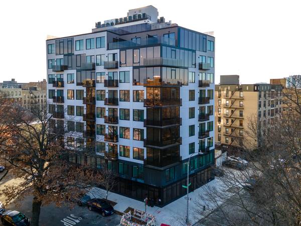 Listing photo 1 of 5