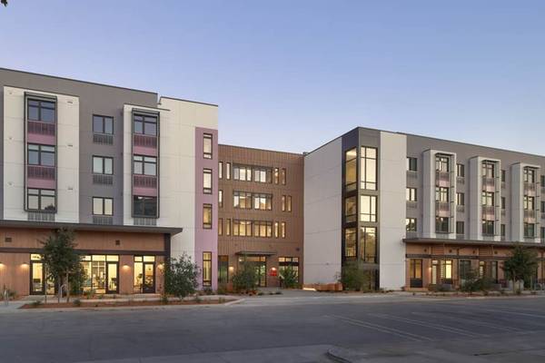 Listing photo 1 of 5