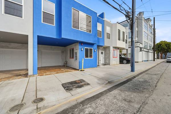 Listing photo 1 of 5