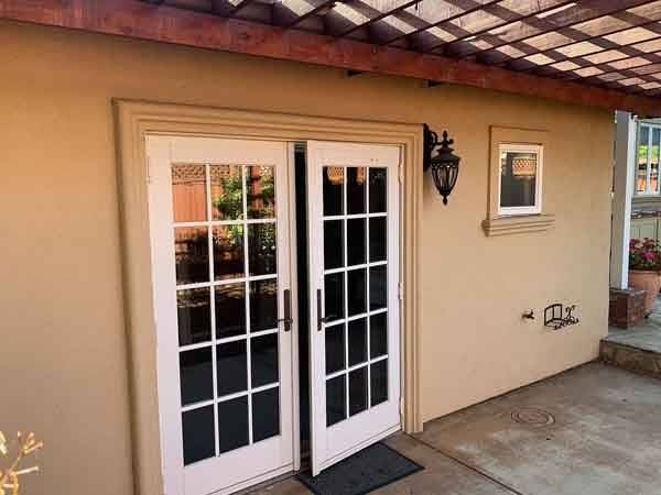 Listing photo 1 of 5