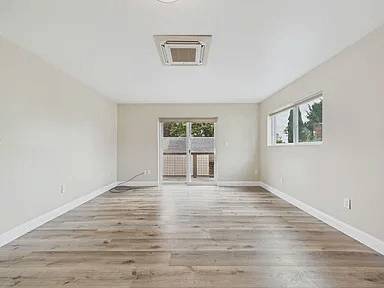 Listing photo 1 of 3