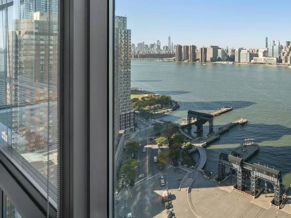 Listing photo 1 of 5