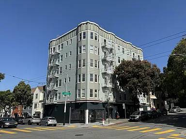 Listing photo 1 of 5