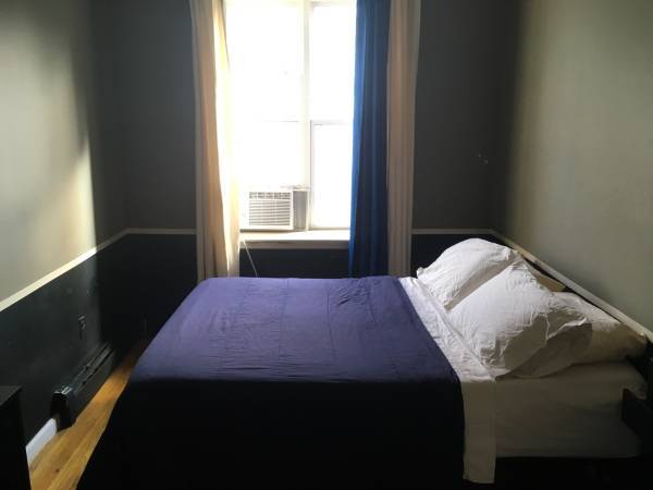 Listing photo 1 of 3