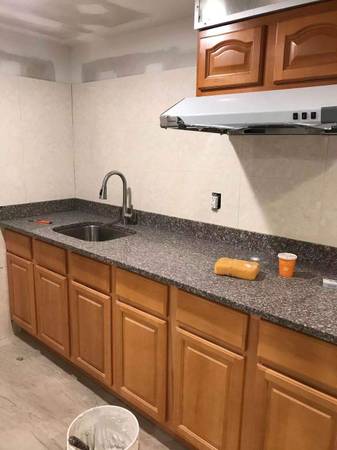 Listing photo 1 of 3