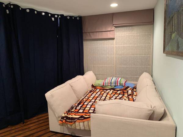 Listing photo 1 of 5