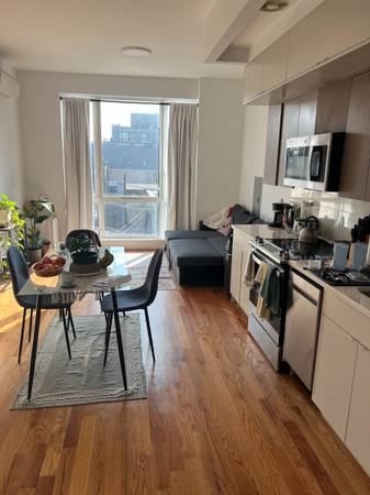 Listing photo 1 of 5