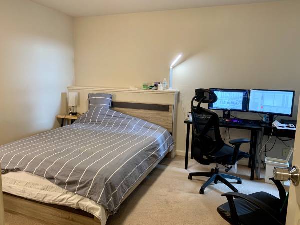 Listing photo 1 of 5