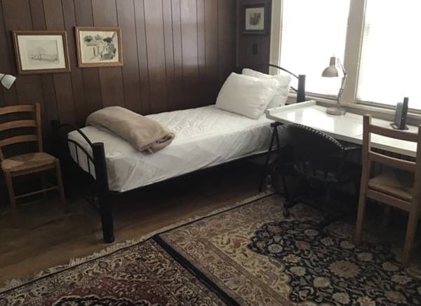 Listing photo 1 of 5