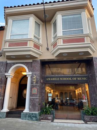 Listing photo 1 of 5