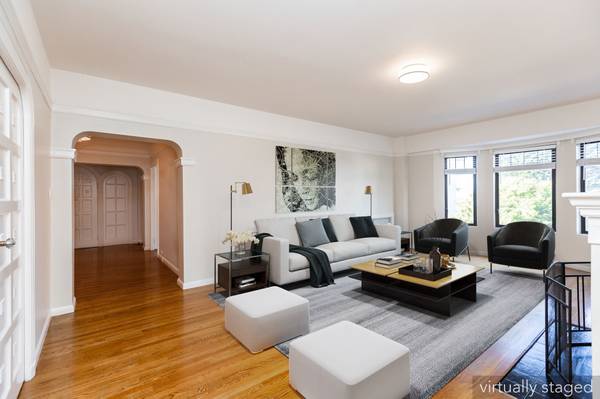Listing photo 1 of 5