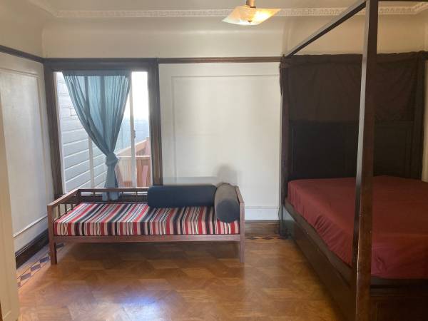 Listing photo 1 of 5