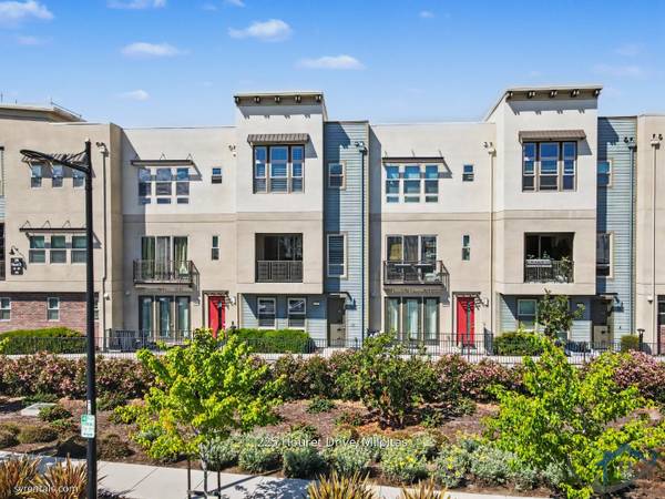 Listing photo 1 of 5